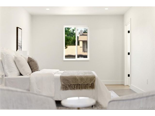 8520 W Virginia Ave, Lakewood, CO 80226