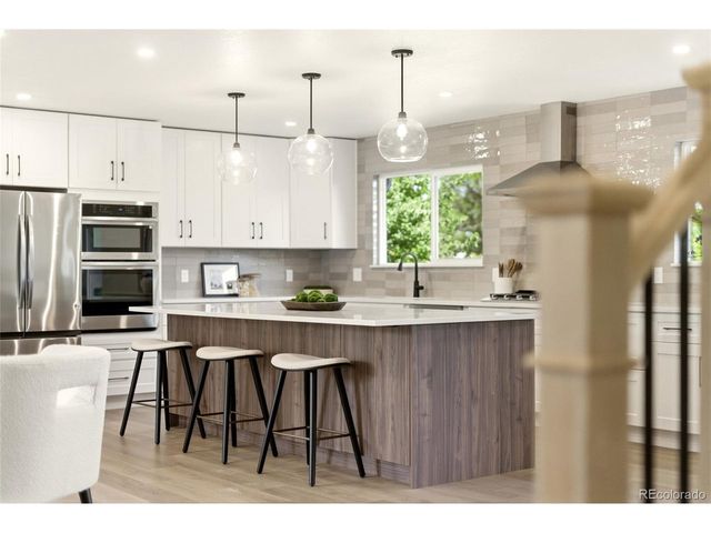 8520 W Virginia Ave, Lakewood, CO 80226