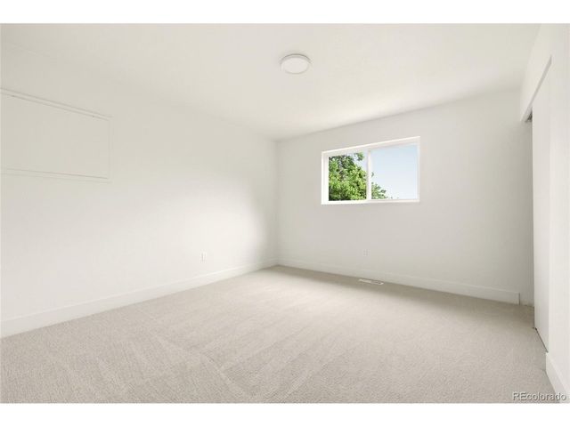 8520 W Virginia Ave, Lakewood, CO 80226