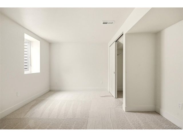 8520 W Virginia Ave, Lakewood, CO 80226
