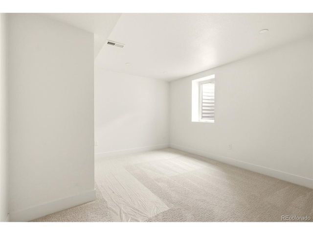8520 W Virginia Ave, Lakewood, CO 80226