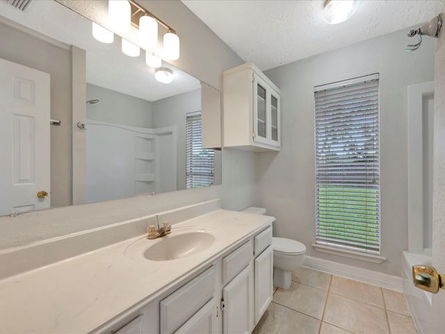 2505 Ironclad Drive, League City, TX 77573