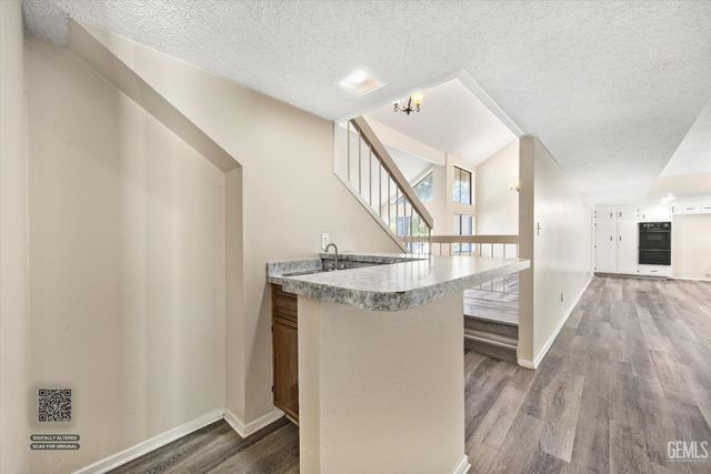 7109 Outingdale Drive, Bakersfield, CA 93309