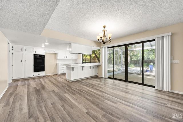 7109 Outingdale Drive, Bakersfield, CA 93309