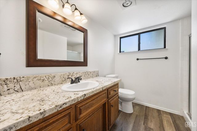 7109 Outingdale Drive, Bakersfield, CA 93309