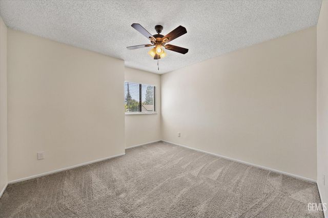 7109 Outingdale Drive, Bakersfield, CA 93309