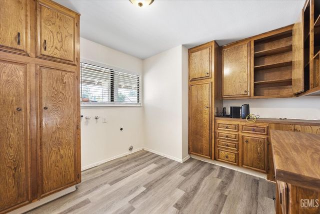 7109 Outingdale Drive, Bakersfield, CA 93309