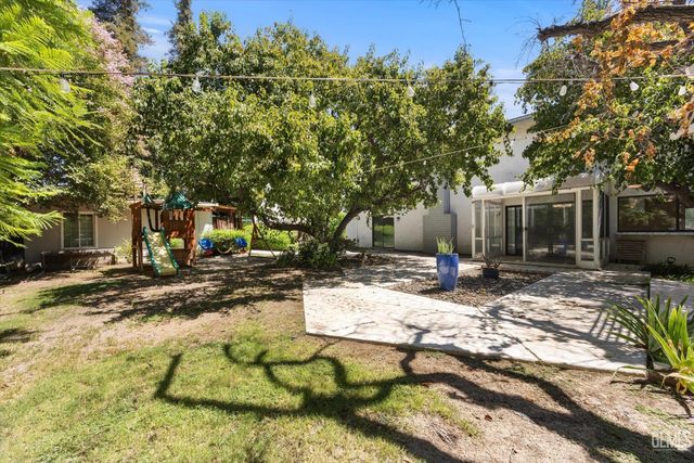 7109 Outingdale Drive, Bakersfield, CA 93309
