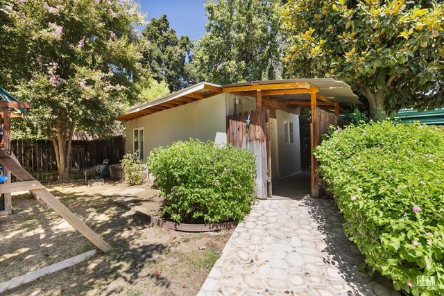 7109 Outingdale Drive, Bakersfield, CA 93309