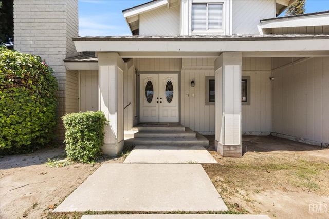 7109 Outingdale Drive, Bakersfield, CA 93309