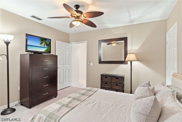 4705 Hawks Nest WAY 102, Naples, FL 34114