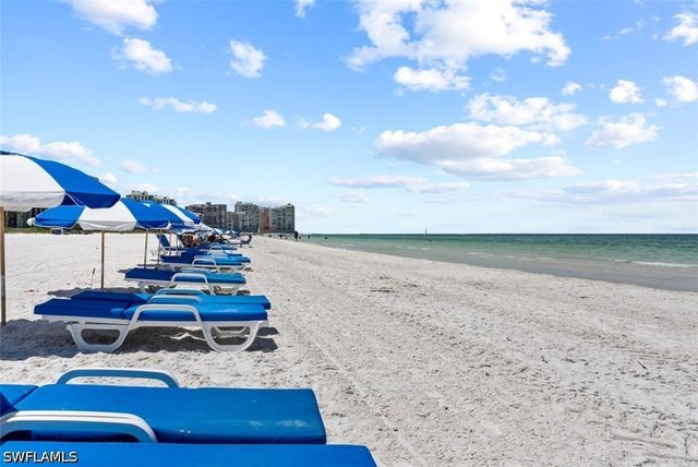 4705 Hawks Nest WAY 102, Naples, FL 34114