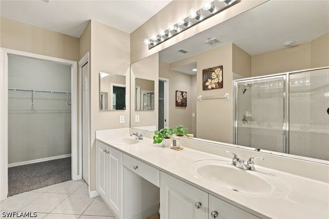 4705 Hawks Nest WAY 102, Naples, FL 34114