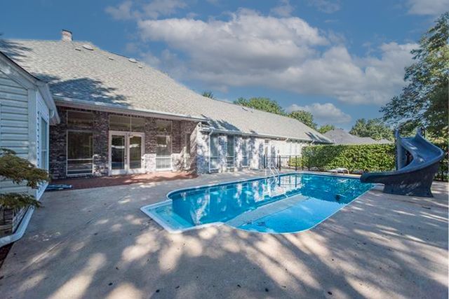 390 Timber Lakes Drive, Powderly, TX 75473