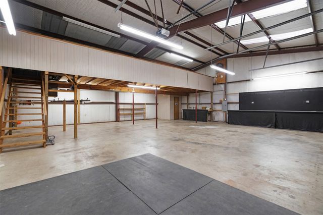 390 Timber Lakes Drive, Powderly, TX 75473