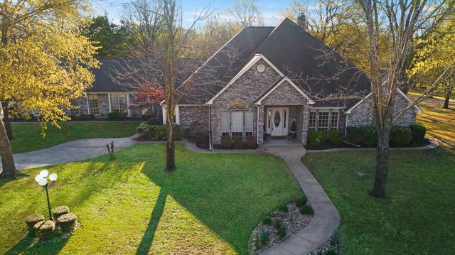 390 Timber Lakes Drive, Powderly, TX 75473