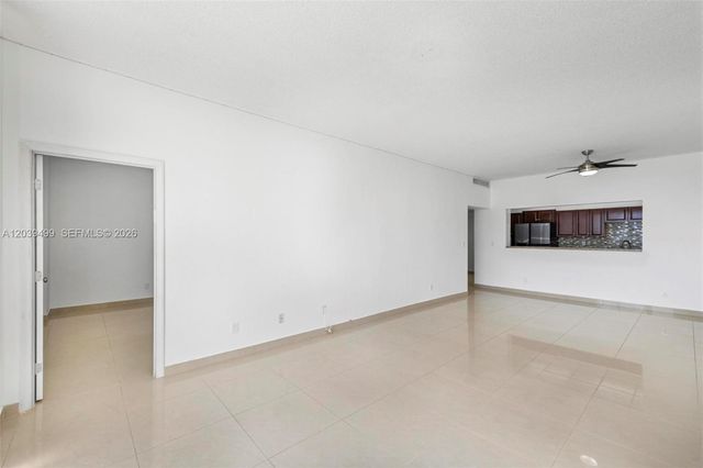 19380 Collins Avenue PH6, Sunny Isles Beach, FL 33160
