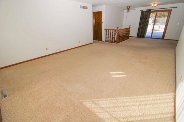 105 5th Street NE, Melrose, MN 56352