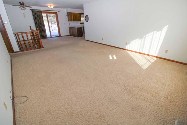 105 5th Street NE, Melrose, MN 56352