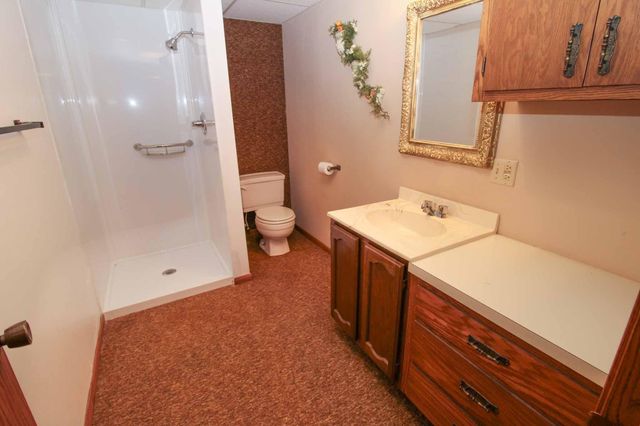 105 5th Street NE, Melrose, MN 56352