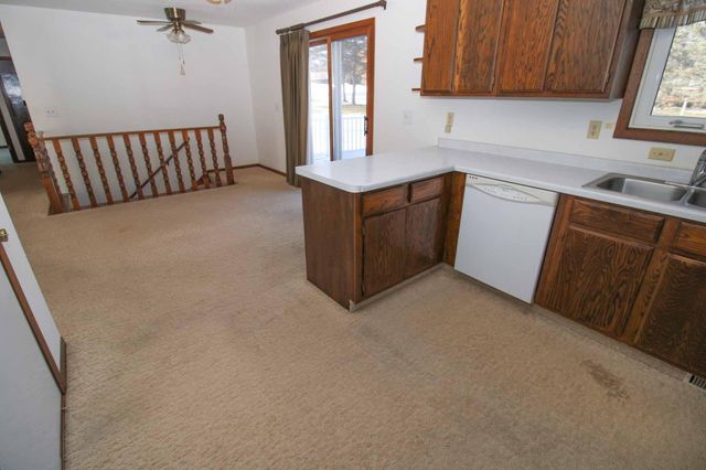 105 5th Street NE, Melrose, MN 56352