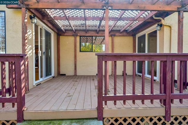 1921 1921 Gilly Lane, Concord, CA 94518