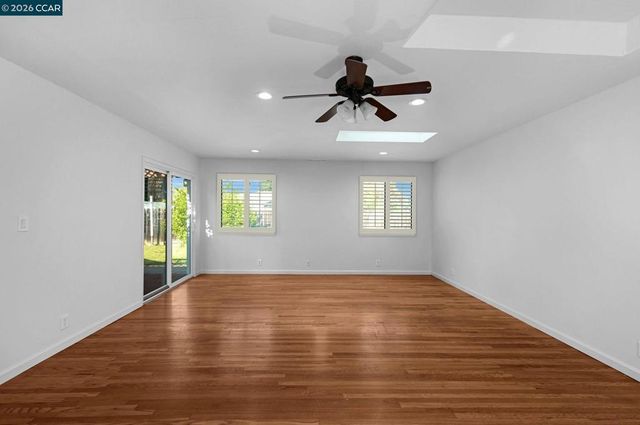 1921 1921 Gilly Lane, Concord, CA 94518