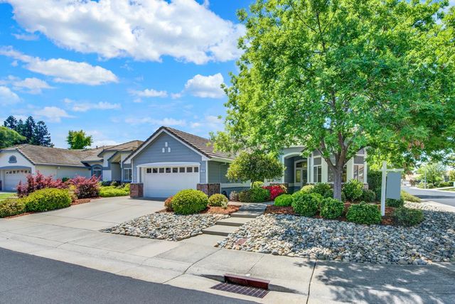 7100 Kingbird Ln, Roseville, CA 95747