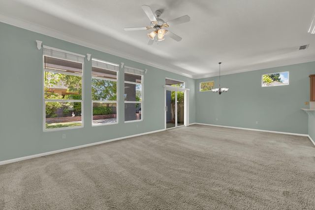 7100 Kingbird Ln, Roseville, CA 95747