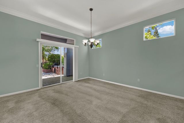 7100 Kingbird Ln, Roseville, CA 95747