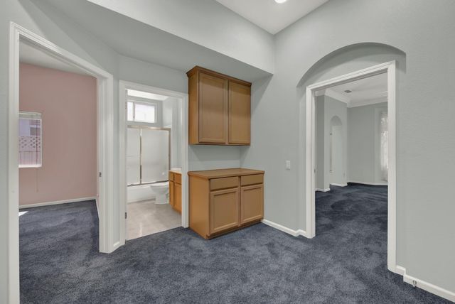 7100 Kingbird Ln, Roseville, CA 95747