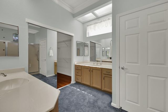 7100 Kingbird Ln, Roseville, CA 95747