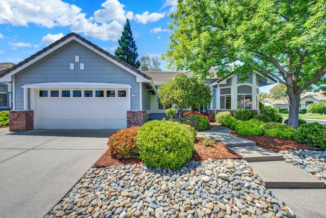 7100 Kingbird Ln, Roseville, CA 95747
