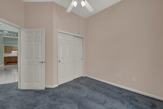 7100 Kingbird Ln, Roseville, CA 95747