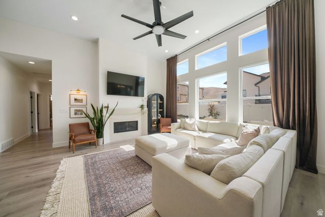 2049 S ROAN AVE, Saratoga Springs, UT 84045