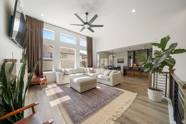 2049 S ROAN AVE, Saratoga Springs, UT 84045