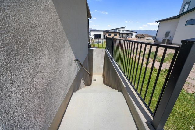 2049 S ROAN AVE, Saratoga Springs, UT 84045