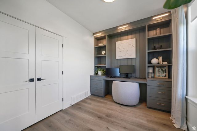 2049 S ROAN AVE, Saratoga Springs, UT 84045