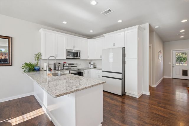 7232 Courtney Drive, Azle, TX 76020