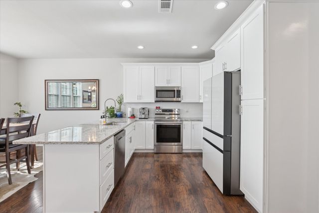 7232 Courtney Drive, Azle, TX 76020