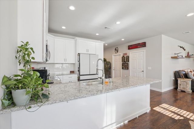 7232 Courtney Drive, Azle, TX 76020