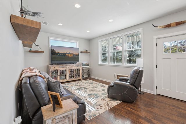 7232 Courtney Drive, Azle, TX 76020