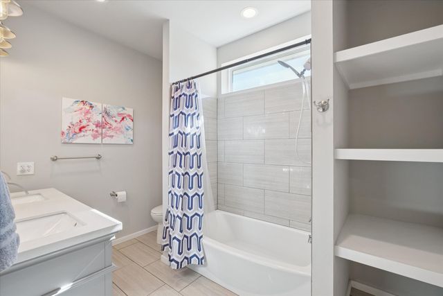 7232 Courtney Drive, Azle, TX 76020