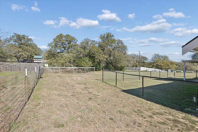 7232 Courtney Drive, Azle, TX 76020