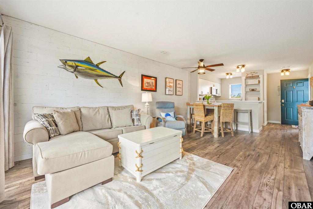 Image 4 of property listing at 413 Pirates Way # 413A, Manteo, NC 27954
