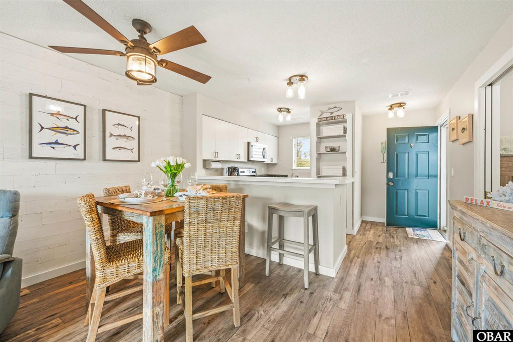 Image 5 of property listing at 413 Pirates Way # 413A, Manteo, NC 27954