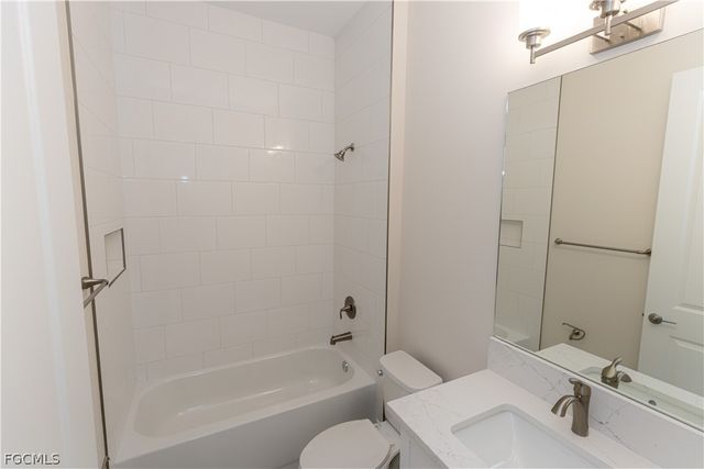 12801 Springbrook CT, Estero, FL 33928