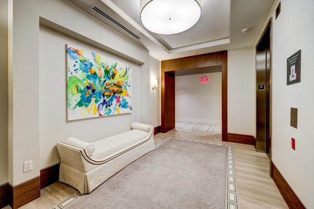 2047 Westcreek Lane 603, Houston, TX 77027