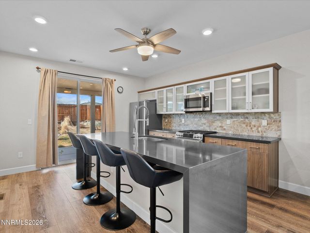 9425 Cape Drive, Reno, NV 89506