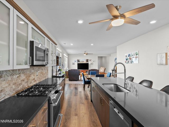 9425 Cape Drive, Reno, NV 89506